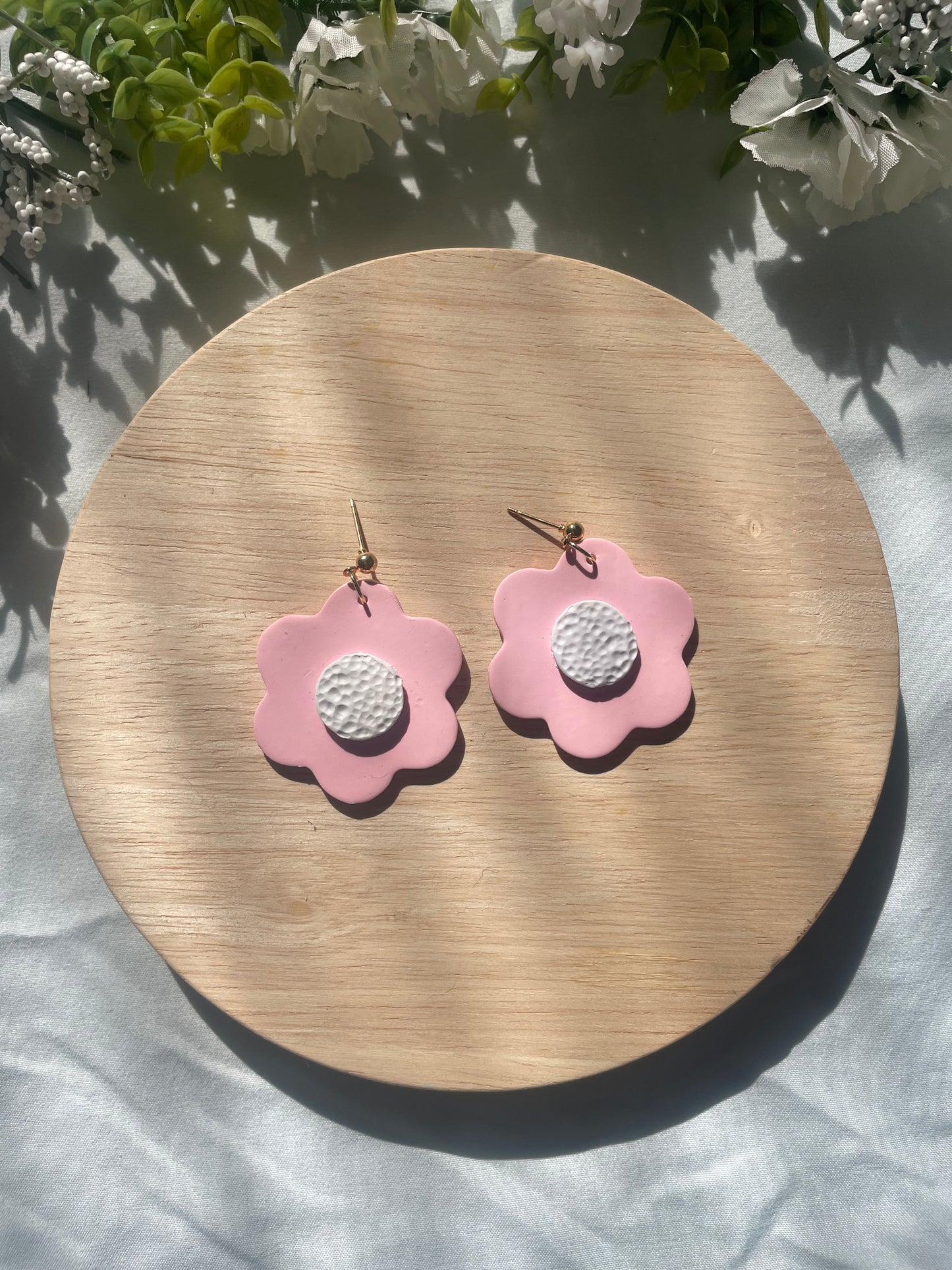 Flora Dangles
