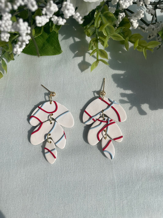 Independence Dangles